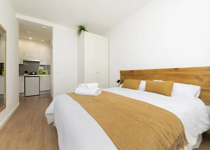 Luxury V - Ferga Suites